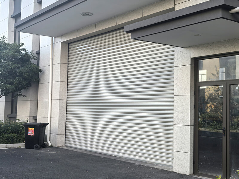 How to Choose Large Steel Wind-Resistant Roller Shutters for Coastal Areas