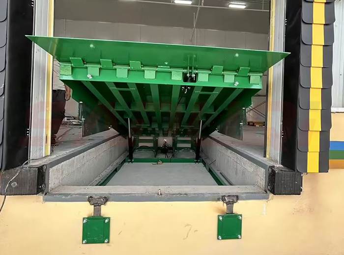 A Guide to Selecting Fixed Hydraulic Dock Leveler?